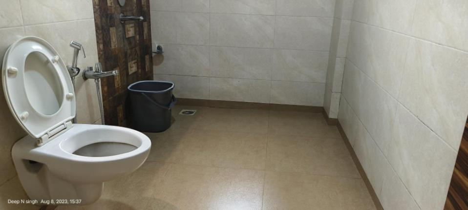 Hotel Kushala Executive Inn Тане Стая снимка
